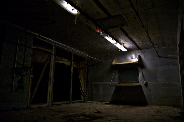 Discovery Island Abandoned